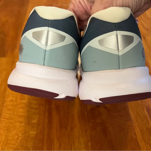 Karhu Fusion 3.5 Blue Mirage/Chino Green women’s running shoe in size 10. - Picture 5 of 8